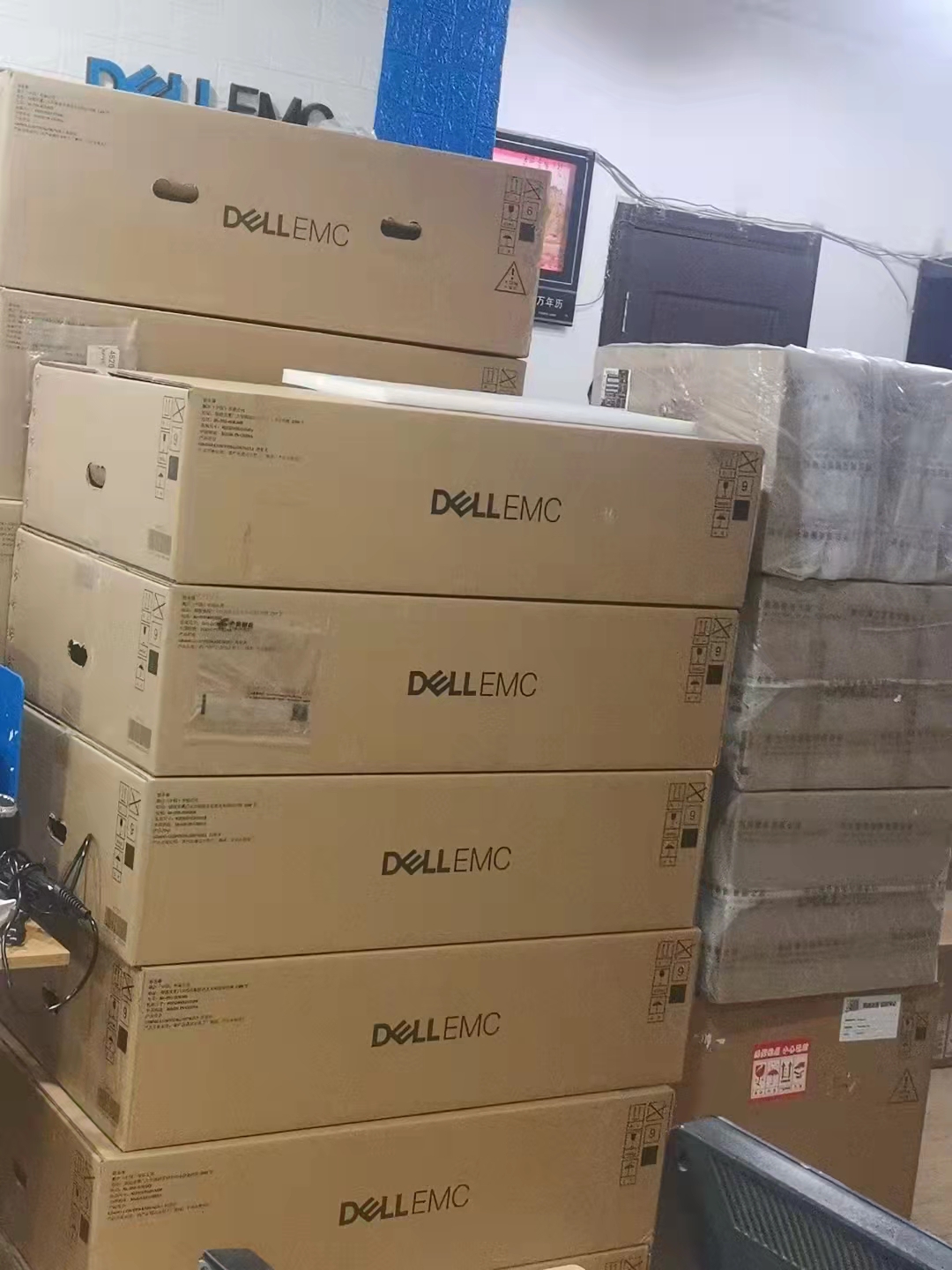 Dell server carton sub 2u rack brand new line Dell r740 r740 R540 R740XD R740XD