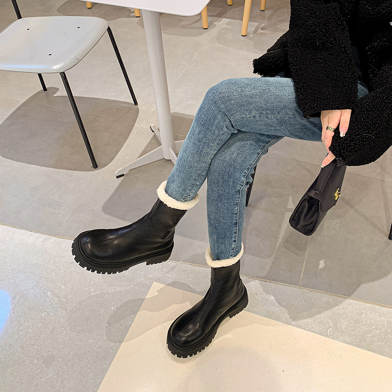 Lingge studio college style thickened short boots women's 2022 winter boots thick bottom Martin boots plus velvet snow boots