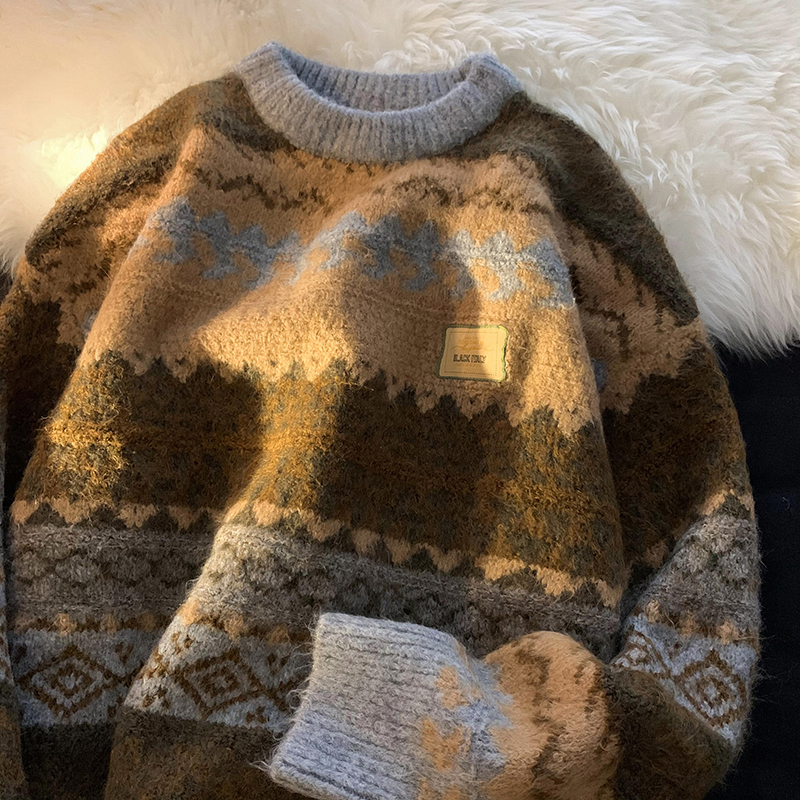 Clearance Sale at a Mall: Men's Sweaters in Japanese Retro Style, Lazy and High-End Feel, Thick Vintage Knitwear for Layering