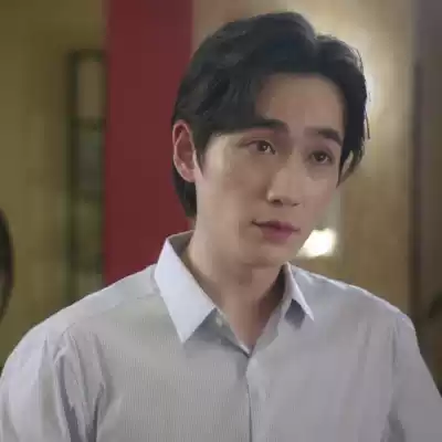 My real friend the same clothes Zhu Yilong Jing ran the same shirt Korean casual business striped shirt men