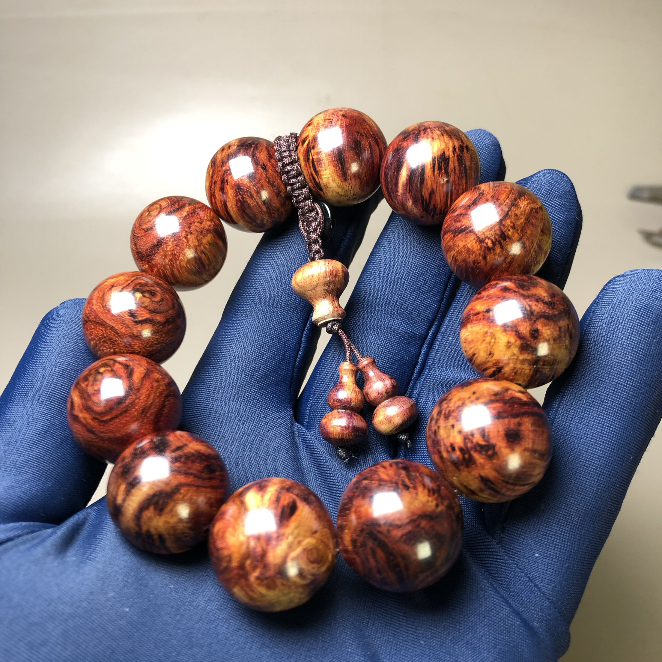 海南黄花梨手串2.0:糠梨芝麻点瘤疤纹,鬼脸对眼佛珠,男女皆宜的收藏级手链!-黄花梨木-淘宝好物网