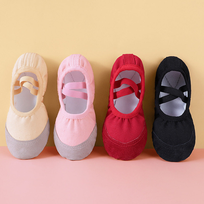 Young children's dance shoes female soft bottom practiced with male and female children dancing Chinese dance Chinese dance black and red ballet shoes
