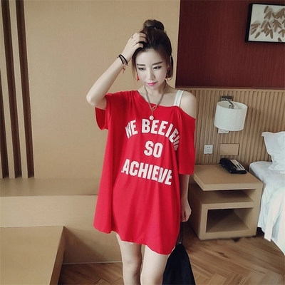 Mùa hè từ mới cổ áo dốc vai áo sơ mi nữ Hàn Quốc phiên bản của lỏng hoang dã quây ngắn tay t-shirt nữ sinh viên bị rò rỉ vai váy áo phông dài tay nữ