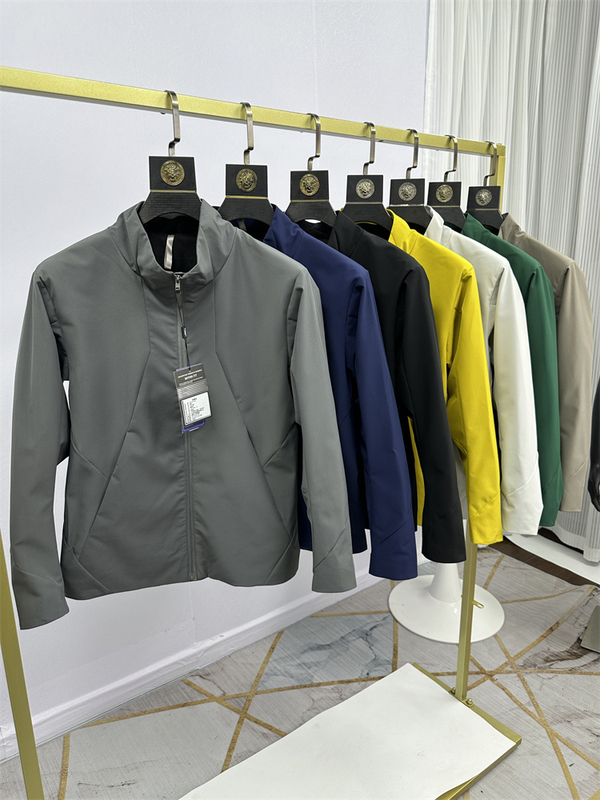 Urban High-End Business~V Series New Spring and Autumn Lightweight Stand-Collar Jacket with Three-Layer Composite Lining and Thin Velvet