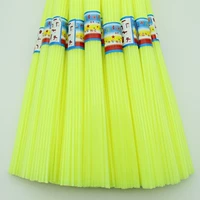 Светлый желтый (около 35 корней