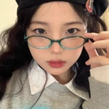 Красные очки, ретро комиксы для школьников, косплей, оптика