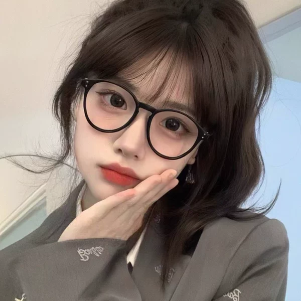 Товары от Ou日系高端眼镜贸易店