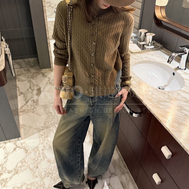 Authentic European Goods 2026K11 Autumn Style Fashionable Cable-Knit Half-High Collar Patchwork Denim Knit Cardigan Sweater Authentic European Goods 2026K11 Autumn Style Fashionable Cable-Knit Half-High Collar Patchwork Denim Knit Cardigan Sweater