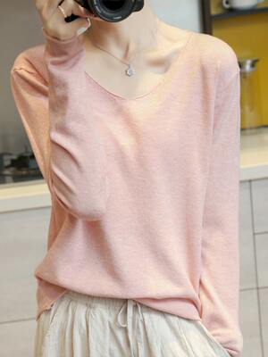 V-neck 2026 Spring New style thin sweater for women, loose Korean-style knitted low-neck with a base layer and long-sleeved sweater