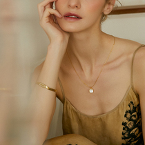 pn necklace female niche 2021 New Tide square brand pendant retro temperament design sense jewelry White Fritillaria choker