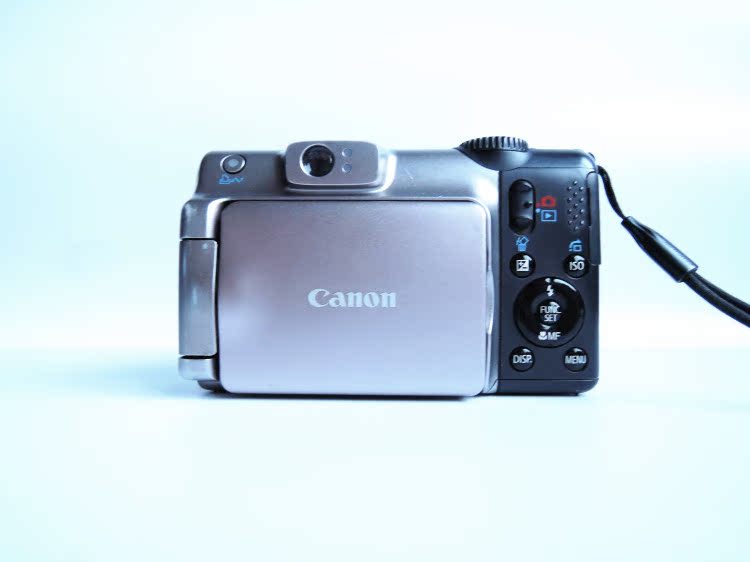 Màn hình lật chất lượng tuyệt vời máy ảnh kỹ thuật số hoàn toàn cũ tuyệt vời Canon / Canon A650 IS giá thấp để bán - Máy ảnh kĩ thuật số