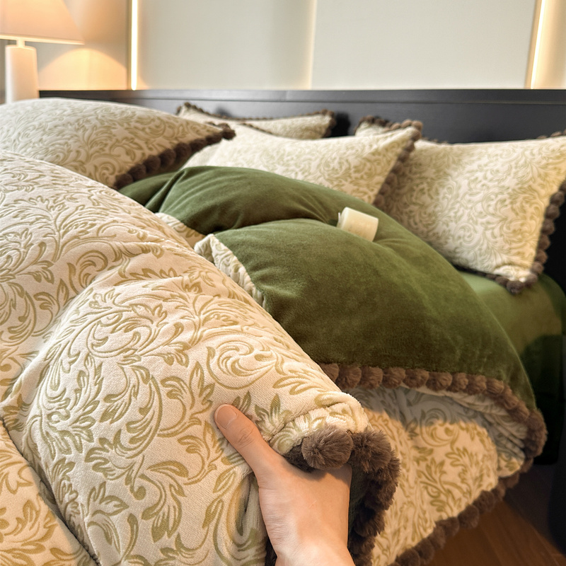 French-Style Rabbit Fur Ball Carved Milk Velvet Four-Piece Bedding Set, Winter Coral Velvet Duvet Cover, Bed Sheet, Fitted Sheet Three-Piece Set