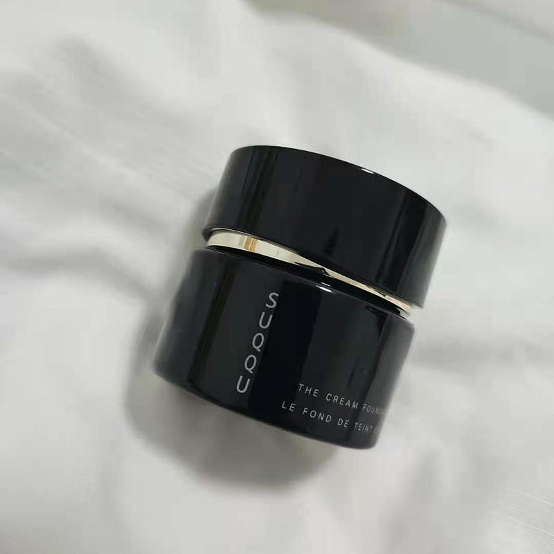 The new version of SUQQU black bottle memory plastic foundation cream 110 120 concealer modification brightens skin tone invisible pores