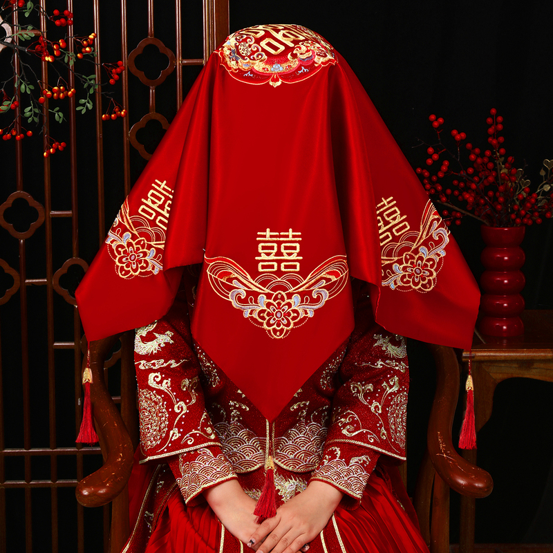 Bride's Red Veil, Wedding Suzhou Embroidery Semi-Transparent Mesh Veil, Red Xiuhe Dress, Wedding Headscarf, Chinese-Style Wedding Head Covering Bride's Red Veil, Wedding Suzhou Embroidery Semi-Transparent Mesh Veil, Red Xiuhe Dress, Wedding Headscarf, Chinese-Style Wedding Head Covering