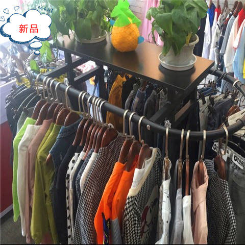 Children's Clothing Store Shelf Iron Art Clothing Store Shelves Shelves Shelf Shelves Girls' Clothing Store Oval