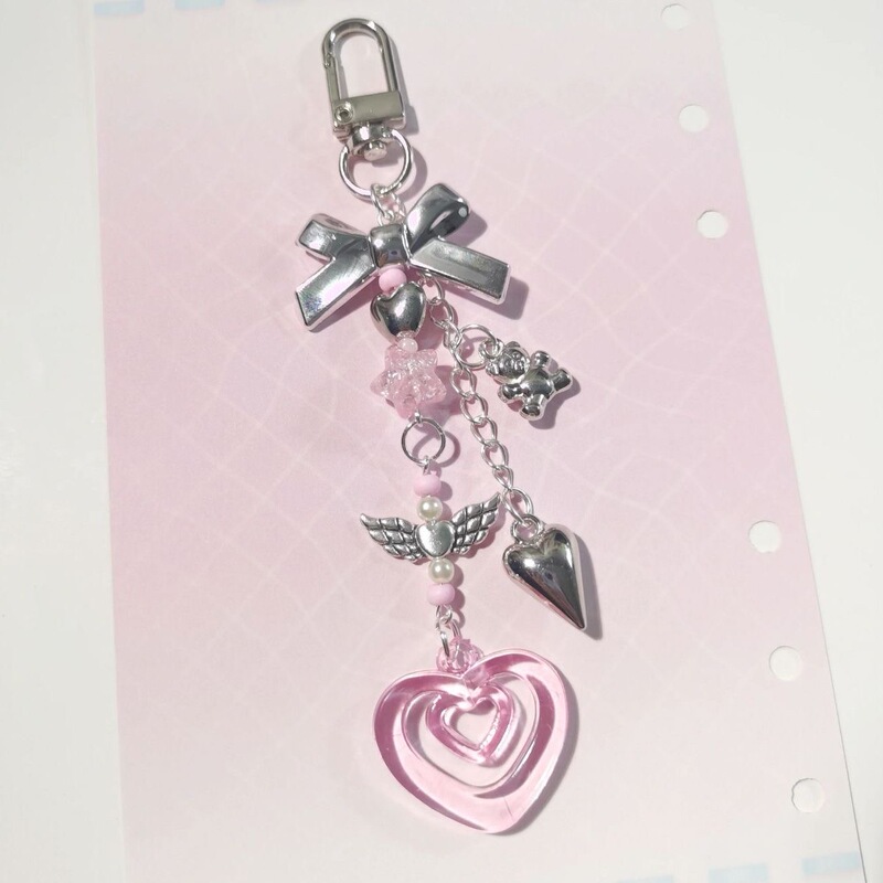 【Sweet Cool Bear】Handmade Beaded Keychain Camera Strap Bag Pendant ins Fenggu Ben Gu Card Ccd Decoration