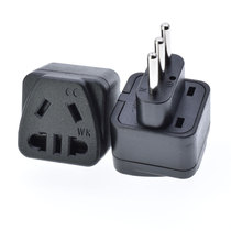 Italian benchmark conversion plug three-round-to-two-flat three-mark socket Italy Transnational Label Travel Converter