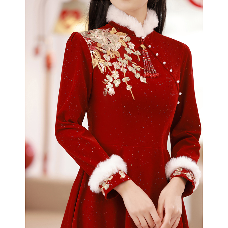Bride's Toast Dress 2026 New Burgundy Wedding Long-Sleeved Engagement Velvet Cheongsam Elegant High-End Dress Bride's Toast Dress 2026 New Burgundy Wedding Long-Sleeved Engagement Velvet Cheongsam Elegant High-End Dress