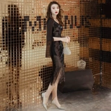 Черное цветное элитное вечернее платье, изысканный стиль, яркий броский стиль, французский стиль