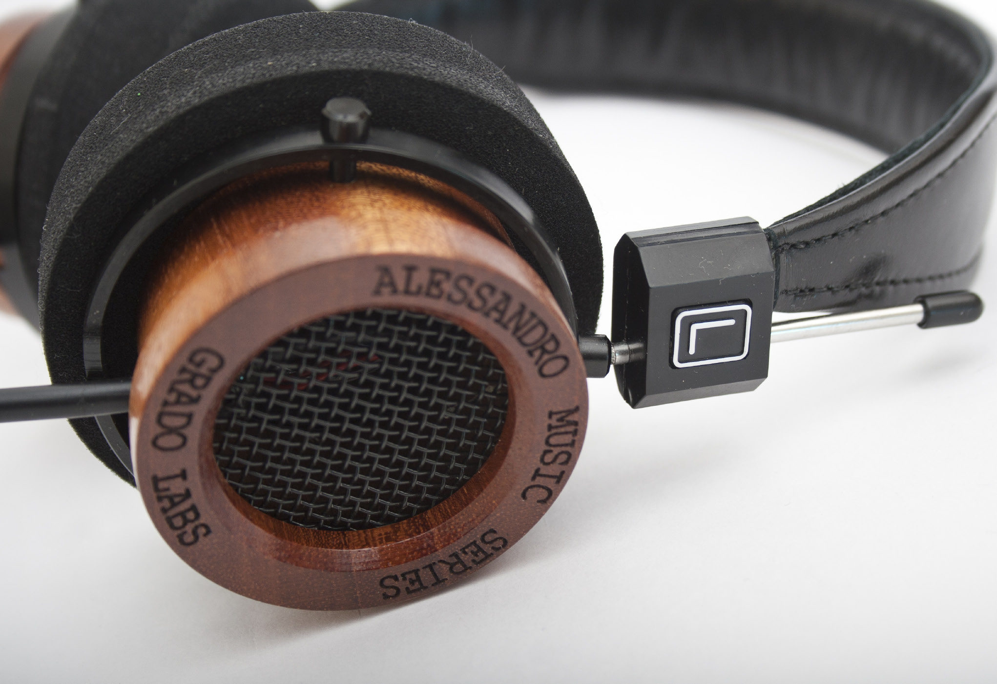 Headphone test. Изодинамические наушники. Hi-fi наушники audeze lcd-3. Тест наушников. Headphone test.