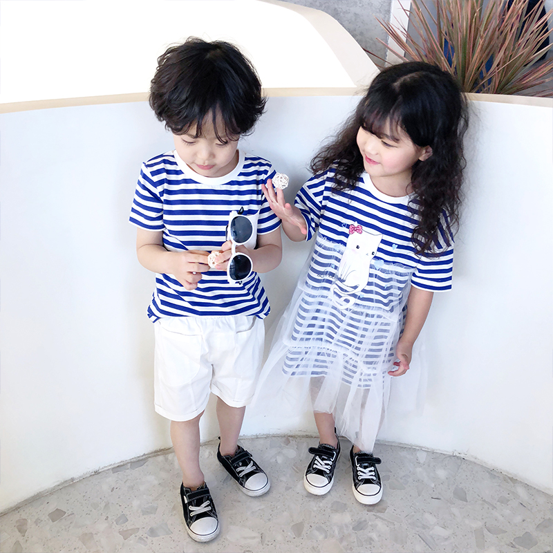 Older siblings Siblings Fitted short sleeves T-shirts Summer Korean version of twins Long Fengtire Children's suit Kindergarten graduation suit