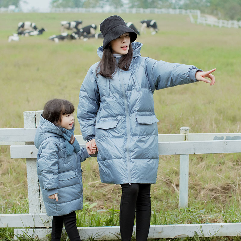 Children's down clothes brief medium long version Korean version loose with hat white duck suede pro mother and mother female winter coat
