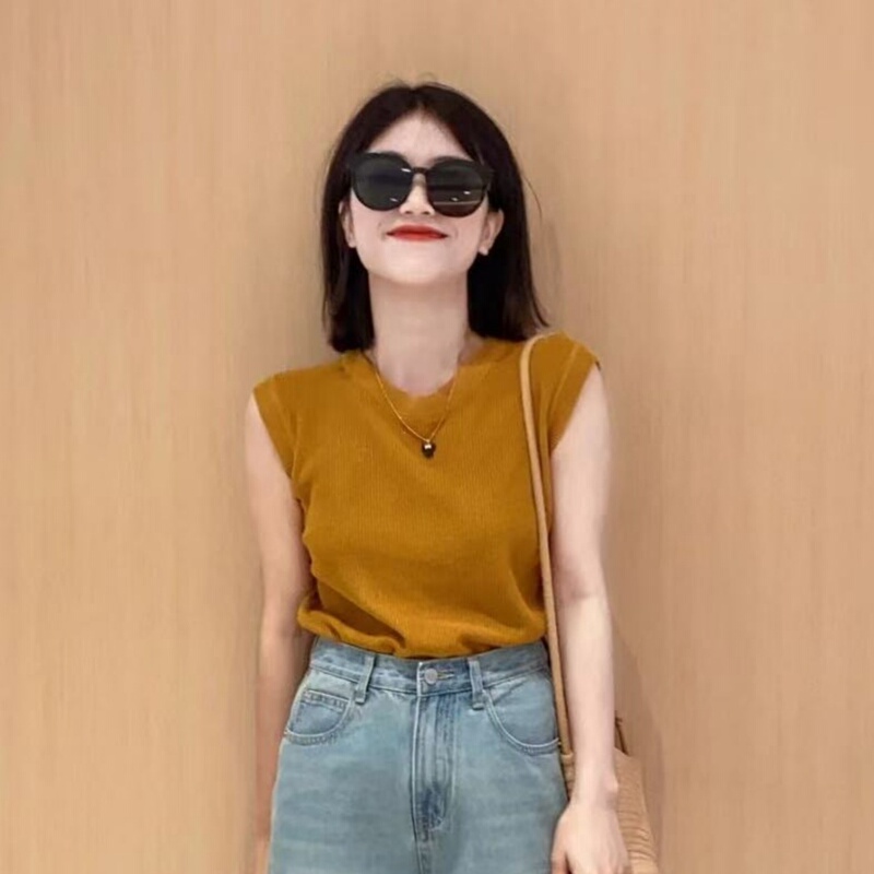 Dopamine Pumpkin Color Sleeveless Knitted Vest for Women, Summer Simple and Stylish Breathable Elegant Commuter Korean Style Top