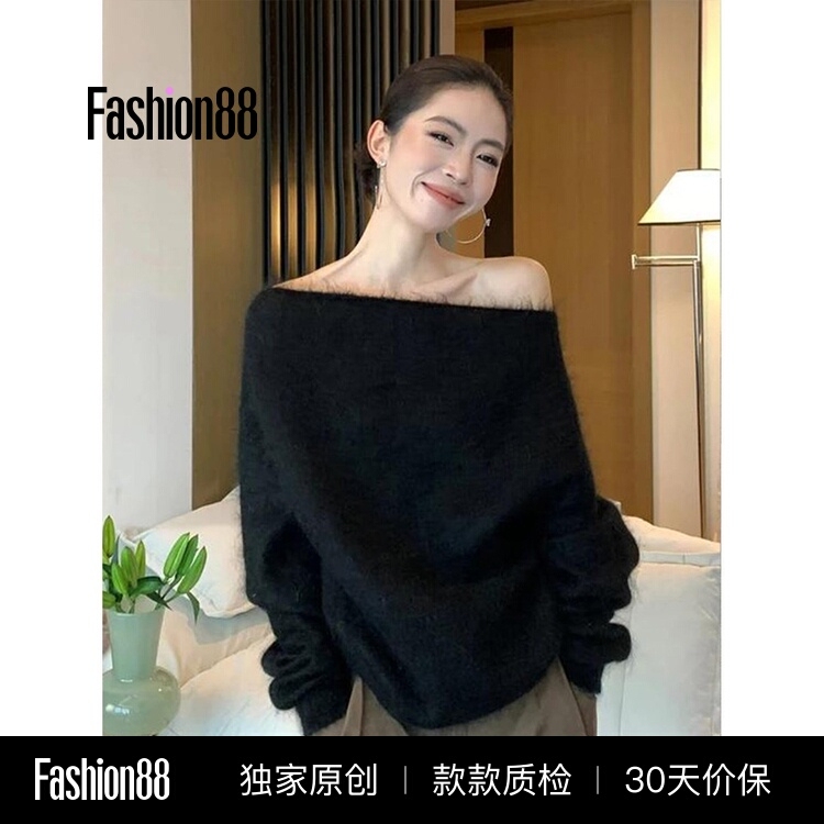 Autumn and Winter High-End Loose-Fitting Soft Off-Shoulder Knit Sweater Top, Black Asymmetrical Neckline One-Shoulder Faux Mink Fur Sweater for Women Autumn and Winter High-End Loose-Fitting Soft Off-Shoulder Knit Sweater Top, Black Asymmetrical Neckline One-Shoulder Faux Mink Fur Sweater for Women