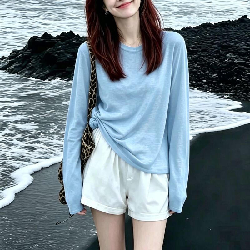 Light Sky Blue Round-Neck Long-Sleeve Sun-Protective T-Shirt for Women, This Year's Trendy Lazy Style Slimming Beach Vacation Korean-Style Cover-Up Light Sky Blue Round-Neck Long-Sleeve Sun-Protective T-Shirt for Women, This Year's Trendy Lazy Style Slimming Beach Vacation Korean-Style Cover-Up