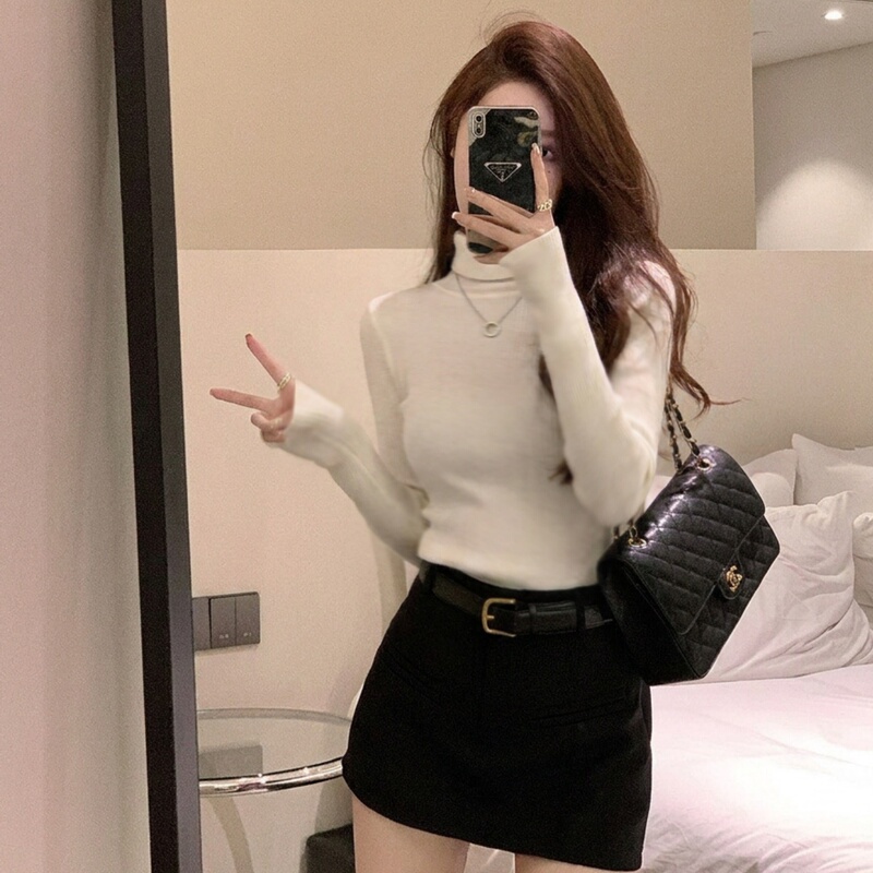 Commuting White Turtleneck Knit Sweater for Women, Autumn and Winter Slim Fit Long-Sleeve Base Layer Sweater Top Commuting White Turtleneck Knit Sweater for Women, Autumn and Winter Slim Fit Long-Sleeve Base Layer Sweater Top