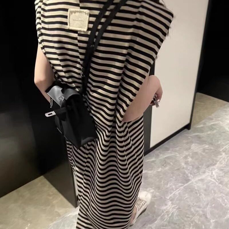 Stylish Sleeveless Striped Padded Shoulder Dress for Women, Summer Long Lazy T-Shirt Dress, Tank Dress, Casual Long Dress Stylish Sleeveless Striped Padded Shoulder Dress for Women, Summer Long Lazy T-Shirt Dress, Tank Dress, Casual Long Dress