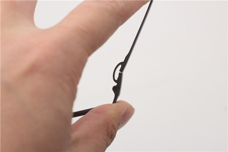 Old iron preferred pure titanium men's half frame pure titanium spring legs glasses frame structure spring legs do not clip the face 8123