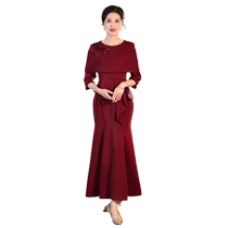 High-end grandmas wedding banquet dress young married mothers wedding noble and western style can be worn in fishtail in winter