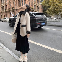 Hepburn style maternity spring and autumn coat 2024 new style lamb wool one-piece coat knitted bottoming sweater skirt