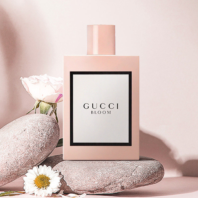 Gucci Bloom：一朵在手腕间绽放的花香传奇_香水_淘宝美妆网