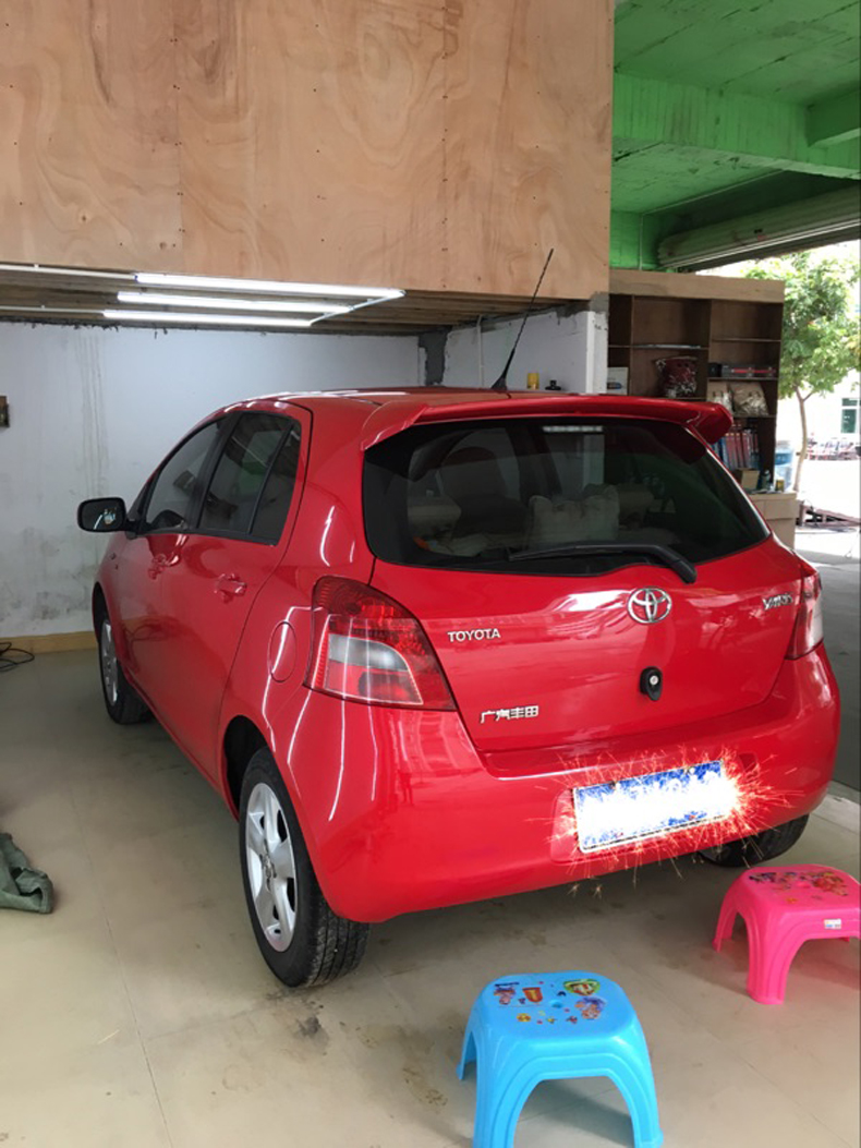 08-14 Toyota Yaris cánh sau Yaris đuôi không giới hạn sơn cánh trên cùng Cánh đấm miễn phí - Sopida trên đuôi gió shark