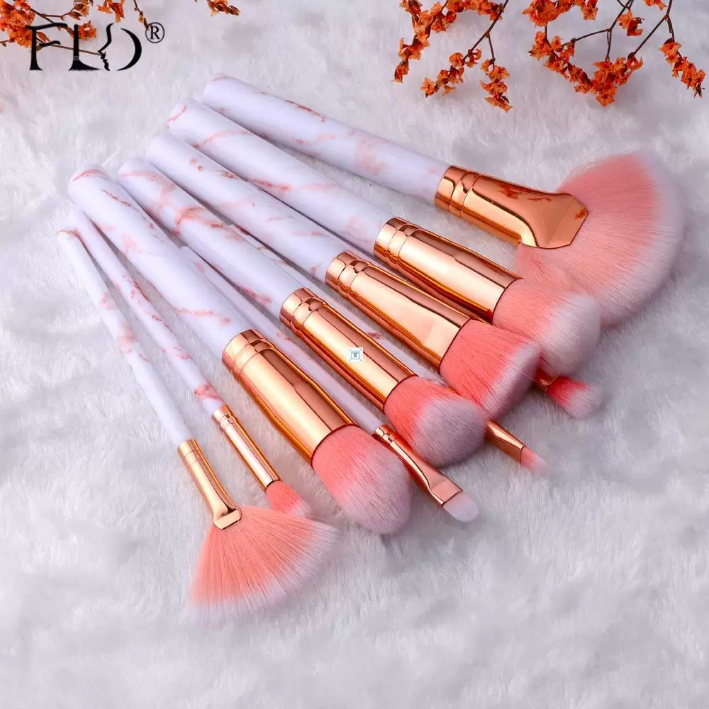 [Кубки для макияжа Многофункциональная кисть для макияжа Concealer Eyes]