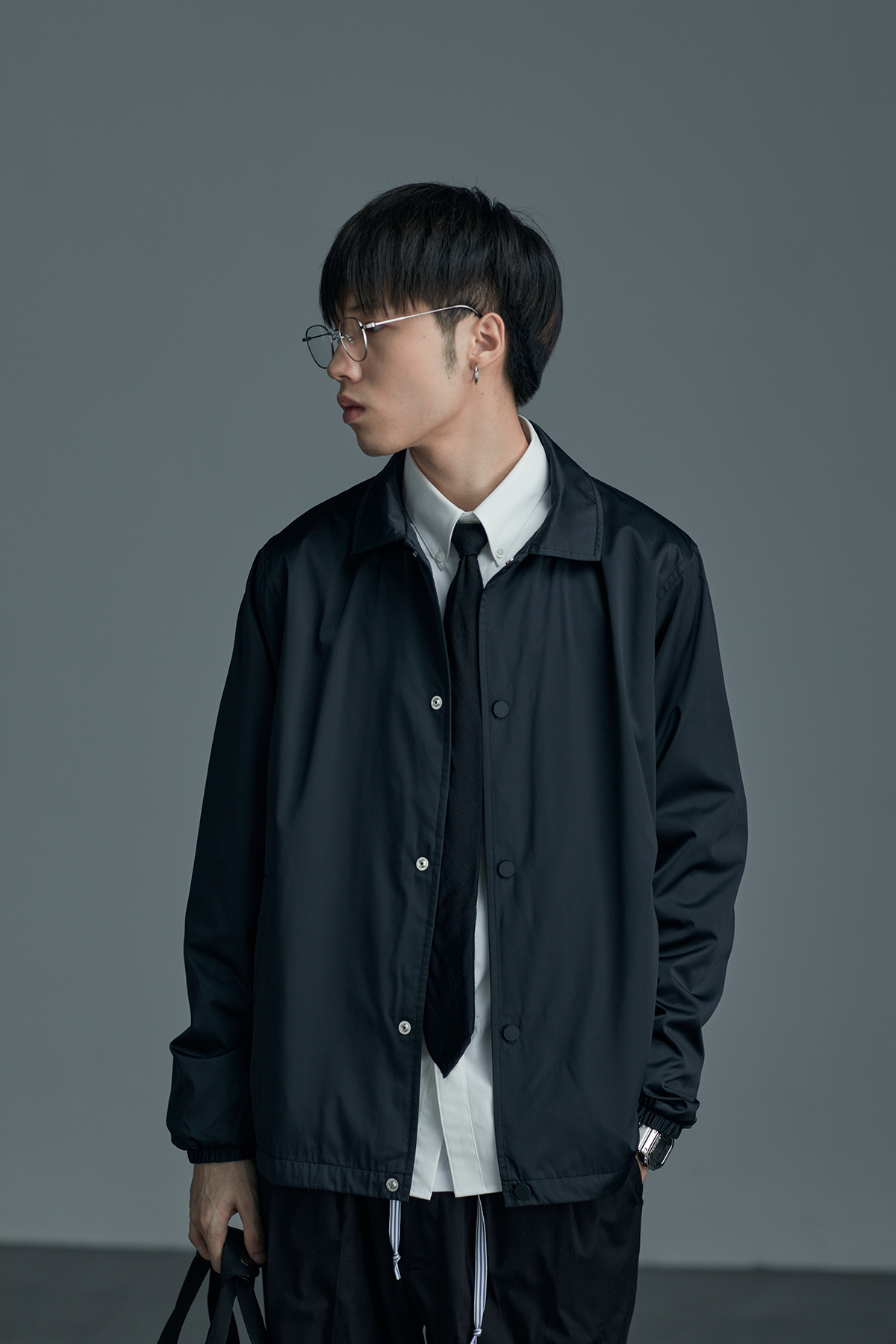HUANimal 20AW] Black functioning lightweight waterproof light and thin fall windproof jacket coach jacket