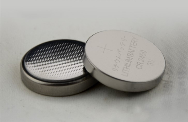 CR2450 button battery CR2450 3V lithium battery BMW car key battery door fasting Bluetooth