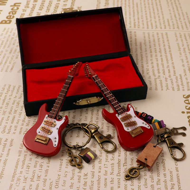 Engraved Wooden Electric Guitar, Electric Bass, Violin Keychain, Bag Pendant, Creative Valentine's Day Gift for Couples
