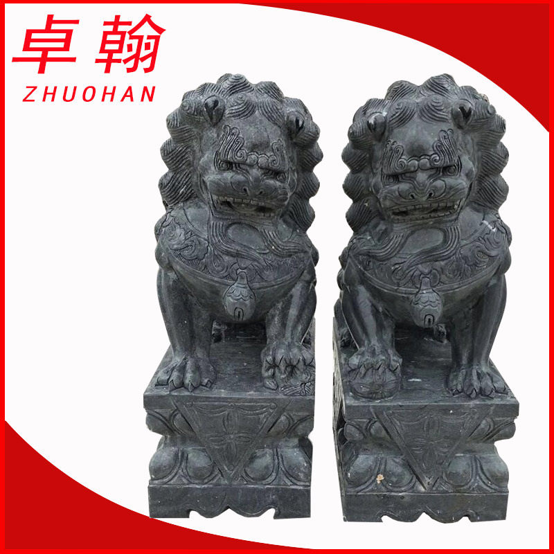 Stone Sculpture Green Stone Lions look at the door of the Gate Town Residence with a pair of Han white jade cemeteries Home Stone Lions Kirin leopard