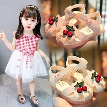 Girls sandals Baby shoes Summer baby childrens soft-soled toddler shoes Little princess 1-3 years old still 2 childrens shoes hollow