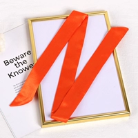 Оранжево-красный