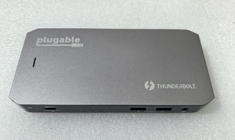 Tbt3-Udc3 Is Compatible with Thunderbolt Usb4 Full-Featured C Docking Station 96W Pd Dual 4K Gen2 10g Mac