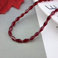 Темно -красный 4х8 мм около 68