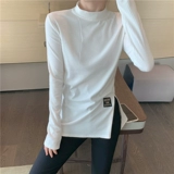 Трикотажный весенний эластичный свитер, коллекция 2021, тренд сезона, облегающий крой