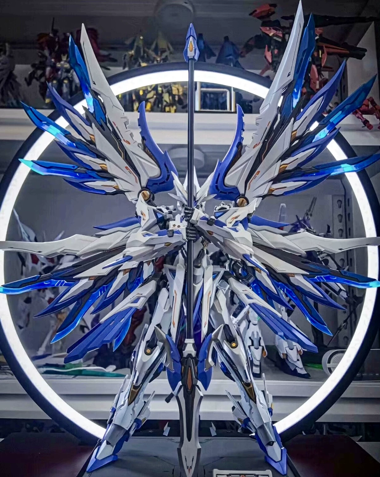 Special deal!Gunpla [Only nine types shown in the picture] Assembled ornaments with wings and brackets for birthday gifts