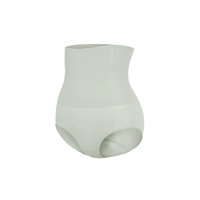 Рукоятка пистолета, трусы