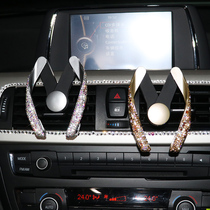  Fashion diamond-encrusted car mobile phone holder Multi-function diamond air outlet navigation bracket Car mobile phone holder retractable
