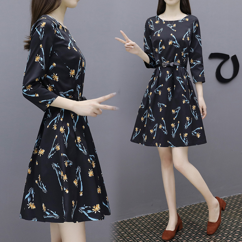 European Style Dress 2026 New Women's Spring and Autumn Fashion Floral Elegant Slim Mid-Length Waist-Cinching A-Line Dress